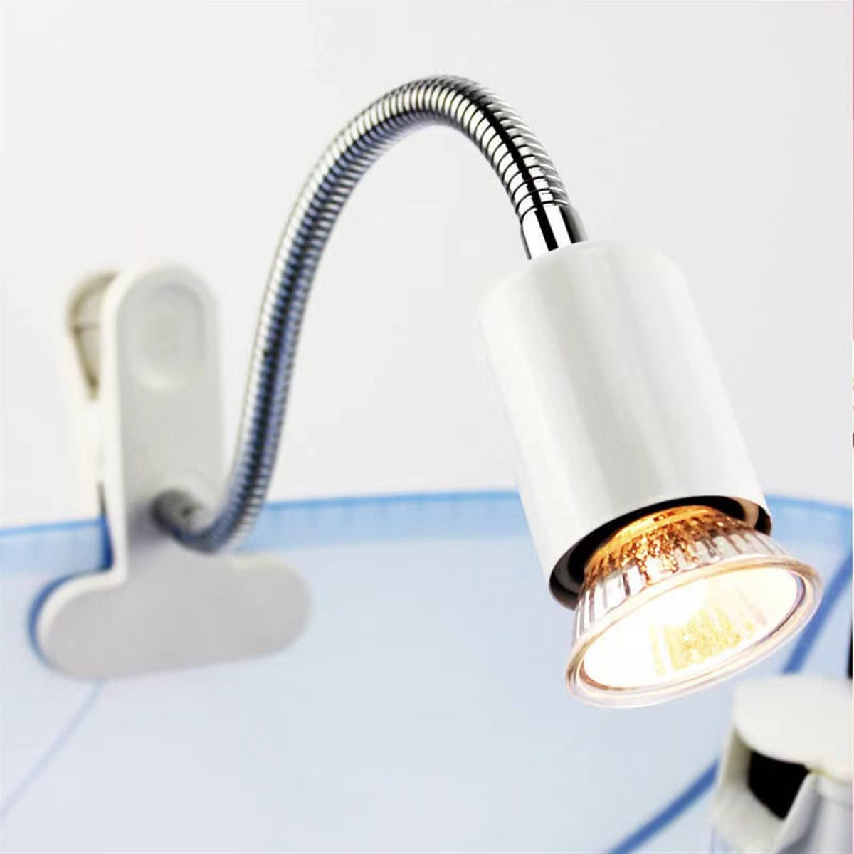 E27 Reptile Heat Lamp Clip-on Bulb Lamp Holder O3621