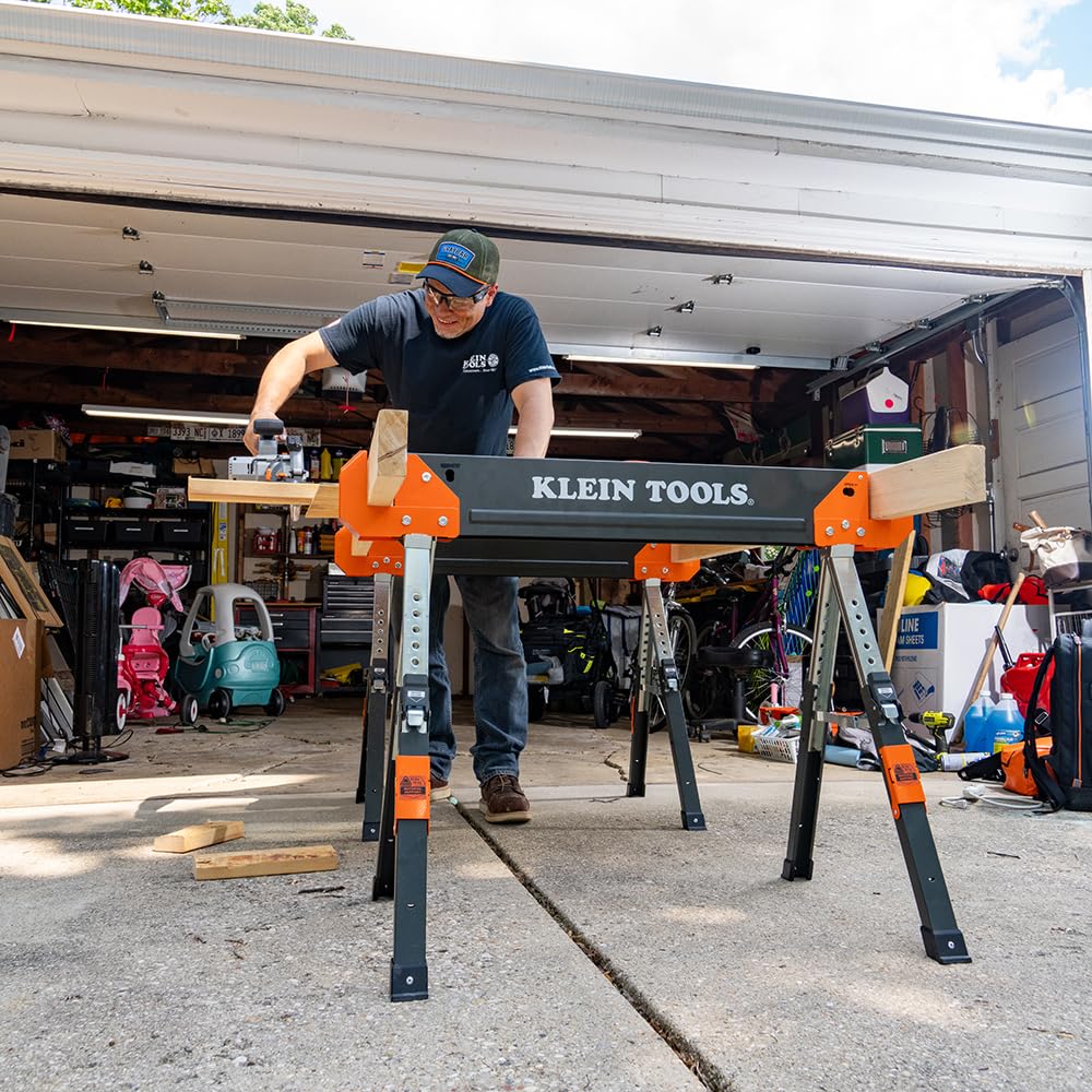 Adjustable Folding Sawhorse 2-Pack L953