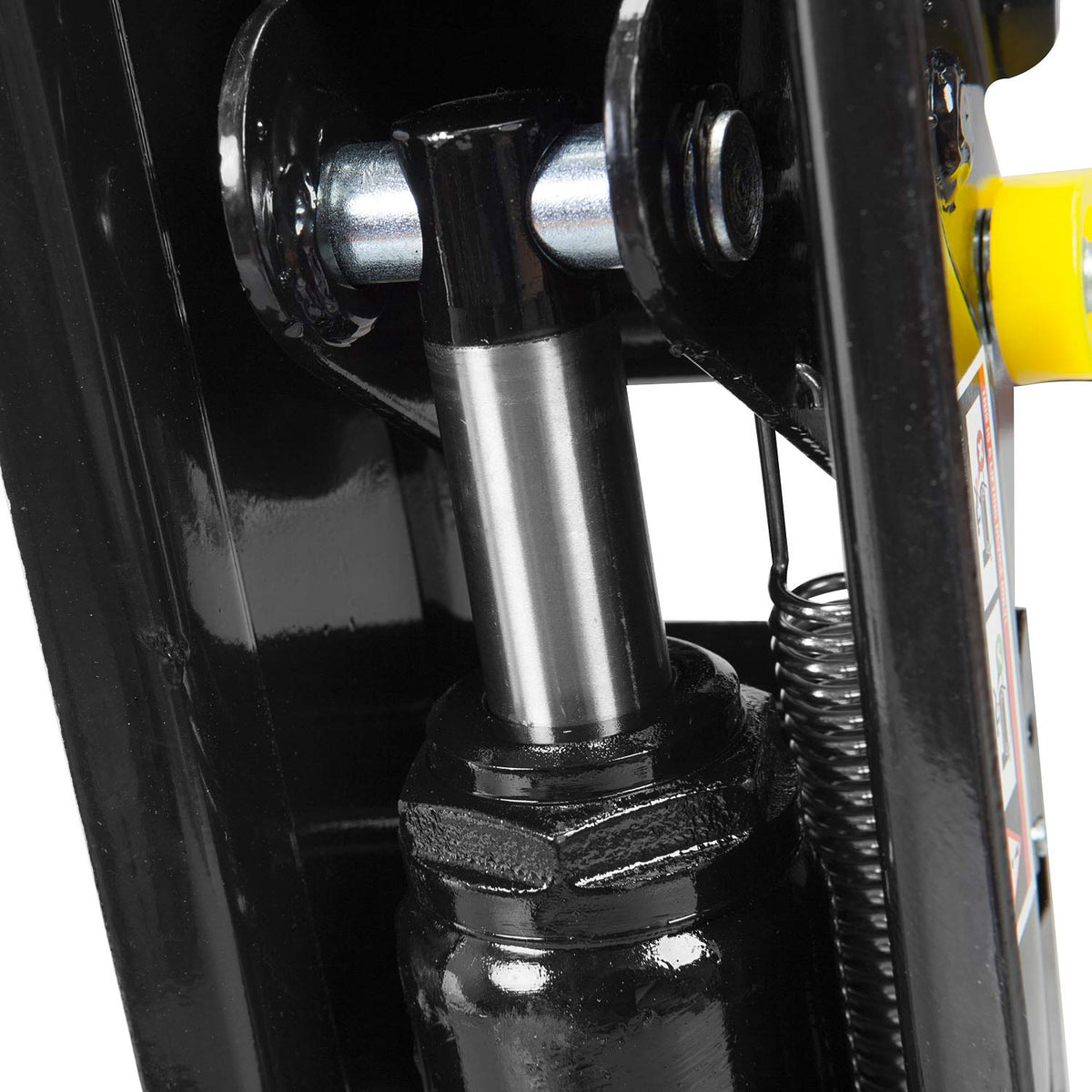 2.5 Ton Low Profile Hydraulic Floor Jack D963359