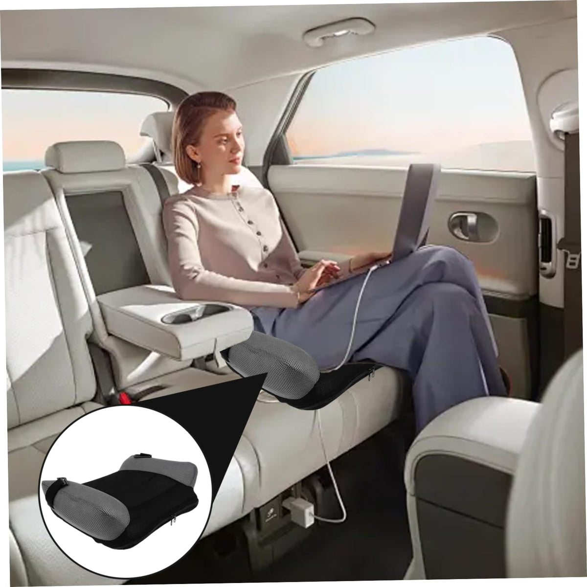 Inflatable Backless Booster Seat with Buckle & Carry Bag R335626